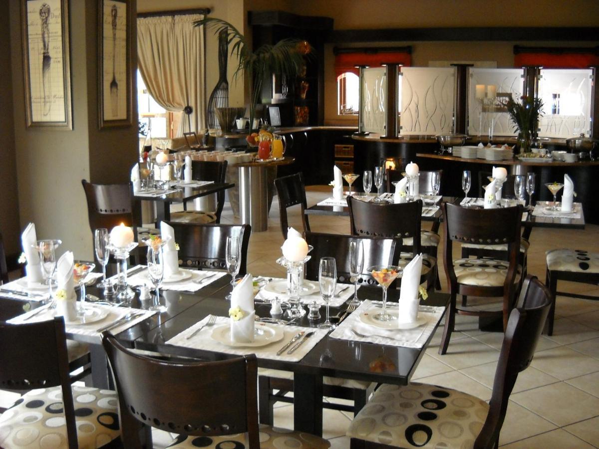 Witwater Guest House & Spa Kempton Park Exteriör bild
